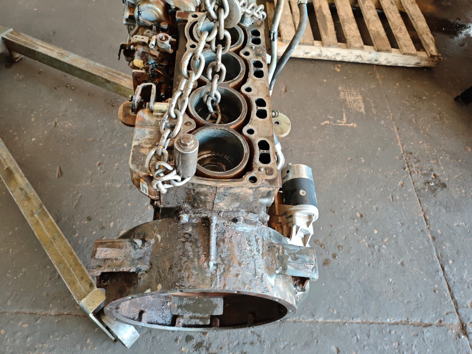 Conjunto do motor aberto antes da montagem